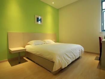 Motel 168 Shanghai Pudong Huinan Metro Station Tesco Eksteriør billede